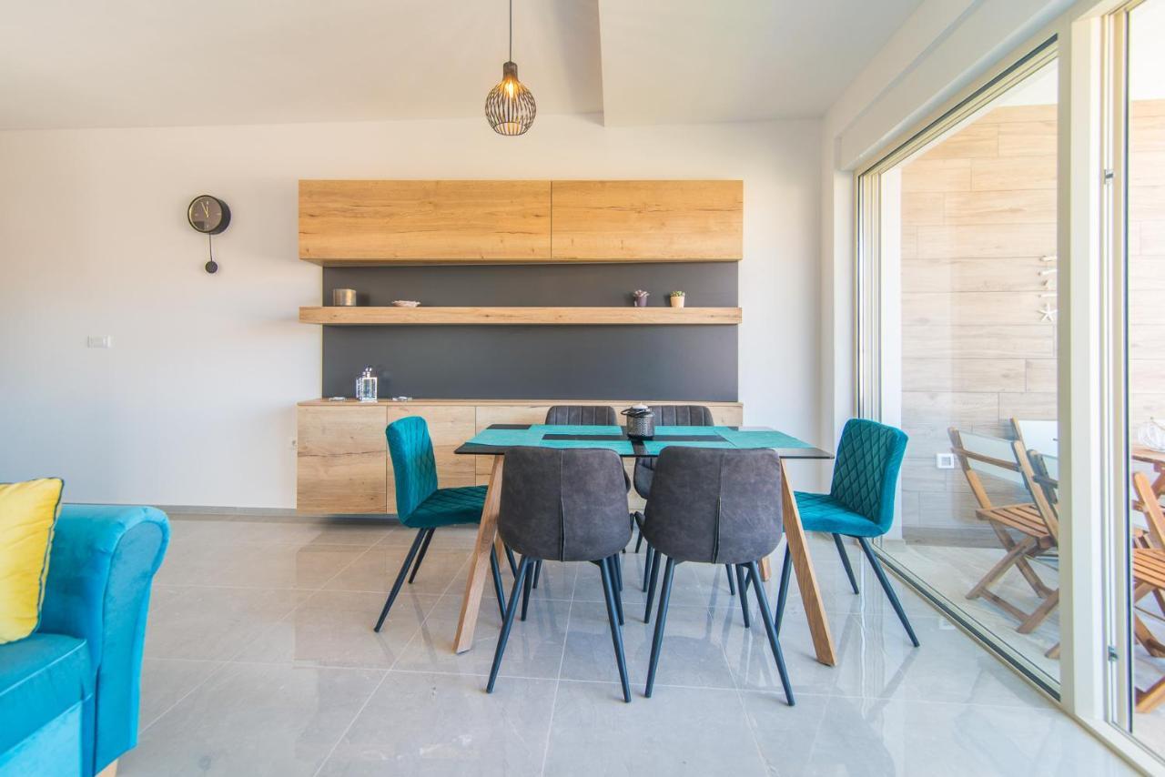 Sunset Vala New Beachfront Apartment Pjescana Uvala - Medulin - Pula Exterior photo